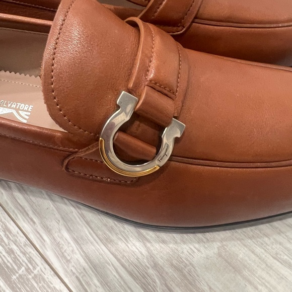 Saks Fifth Avenue Brown Leather Loafers with Horse-Bit Detail